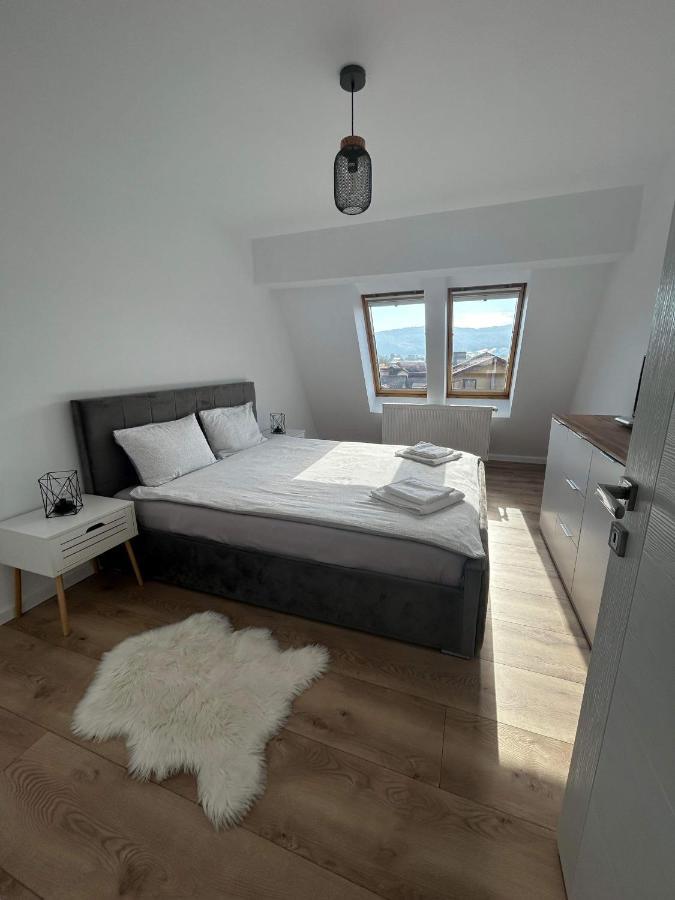 Apartament Floresti Apartment Exterior photo